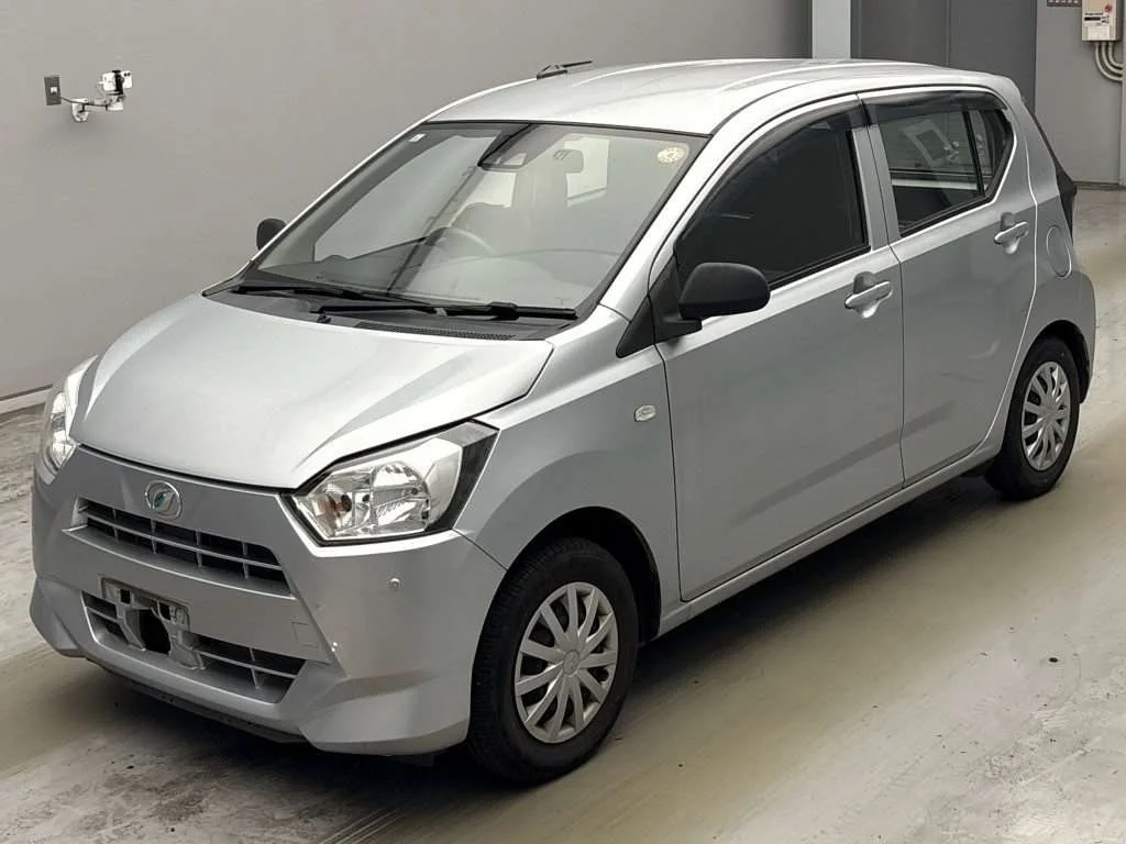 Daihatsu Mira e:S LA350S 2021